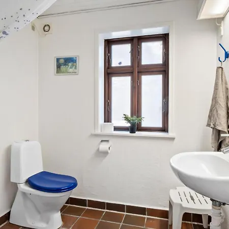 Awesome In Haarby With Wifi